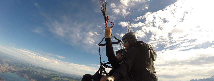 Swissgliders Tandem Paragliding over Spiez